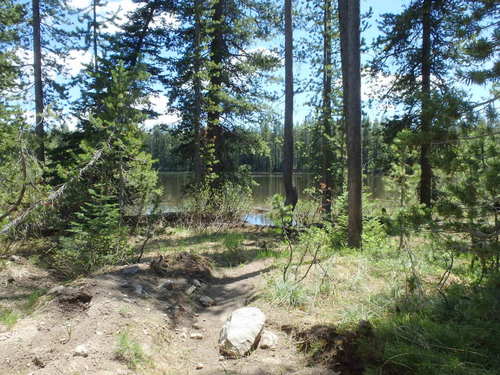 GDMBR: A lake in the background.